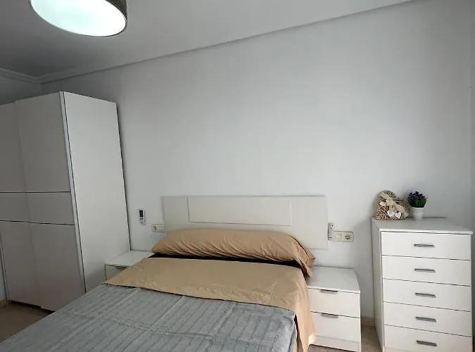 Atico Duplex Con Vista Mar Y Terraza Privada A 200M De La Playa Hasta 6 Personas