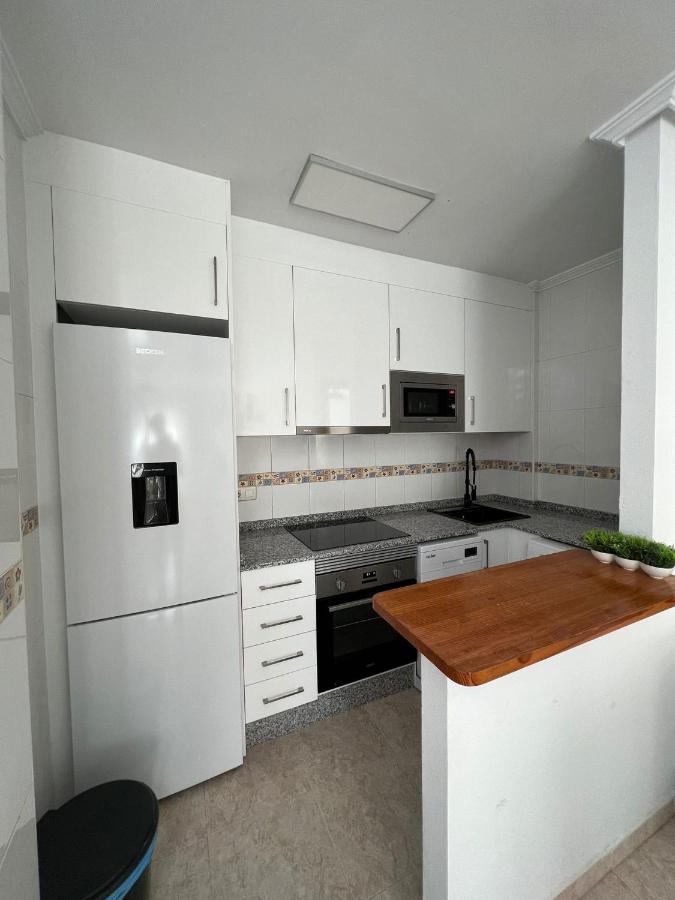 Atico Duplex Con Vista Mar Y Terraza Privada A 200m De La Playa Hasta 6 Personas Apartament